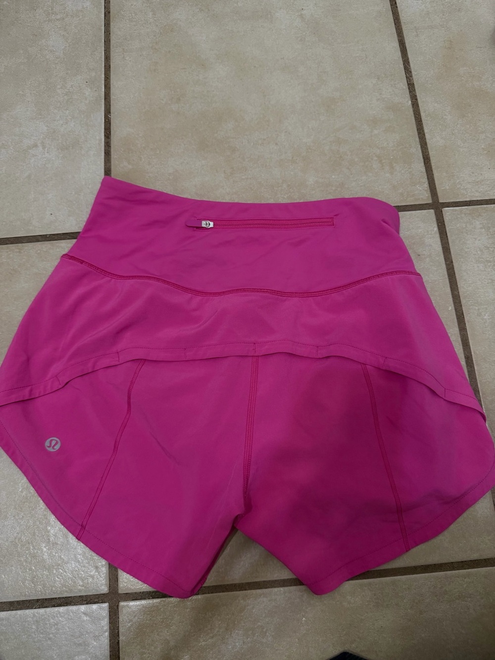 Lululemon High Rise Speed Up Short 4” - Picture 3 of 3